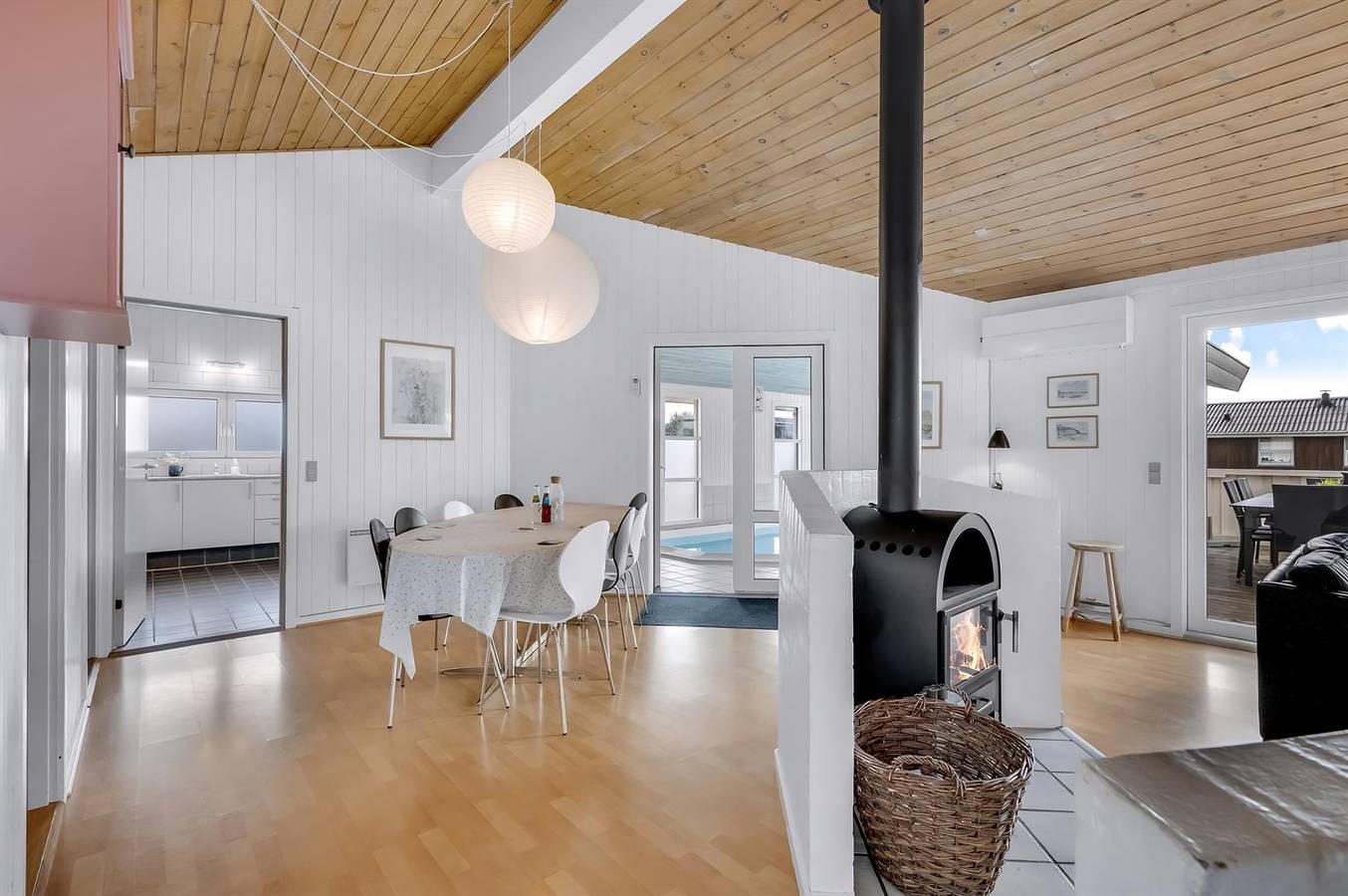 Amazing home in Vestervig w/ 4 Bedrooms, Indoor swimming pool and Sauna in Kærgården, Limfjord in Nordjütland