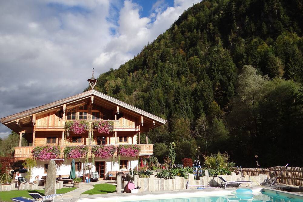 Entire apartment, Ferienwohnung im Gewölbe max. 5 Personen ca. 73 qm in Kiefersfelden, Bavarian Alps
