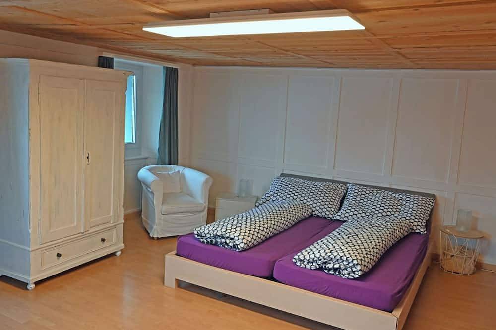 Ganze Wohnung, Posta Veglia, Cumbel, (Cumbel), 42008A in Lumnezia, Alpenarena