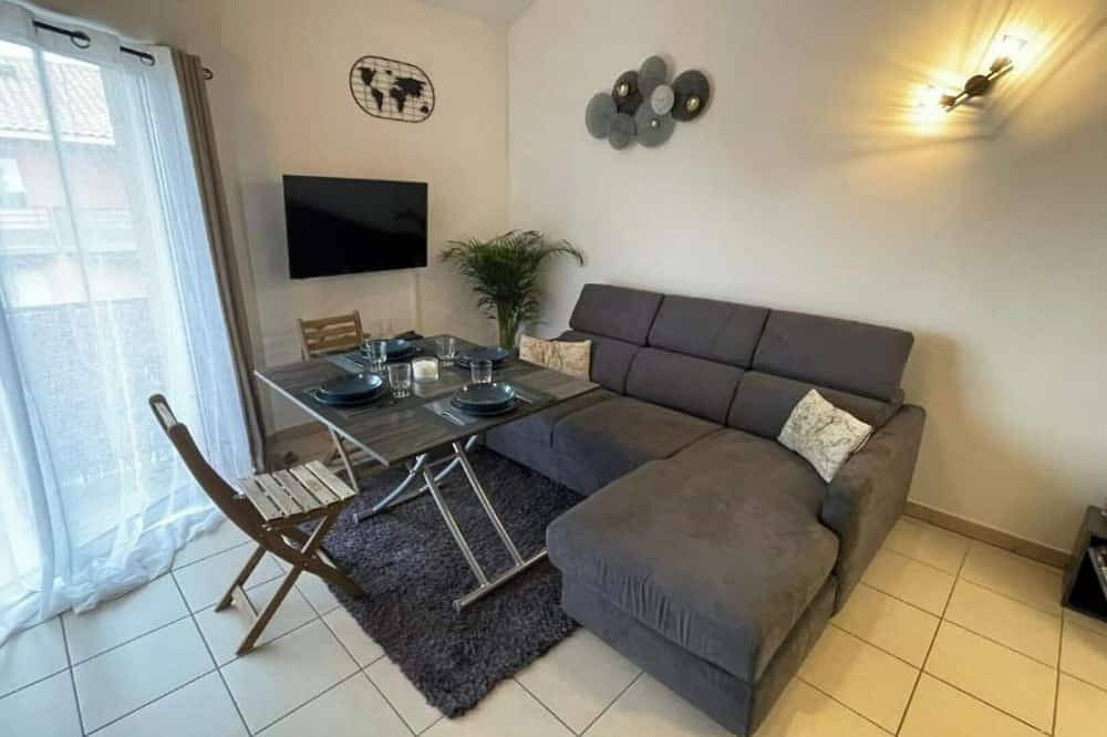 Geheel appartement, Addis Ababa in Salon-de-Provence, Aix-en-Provence en omgeving