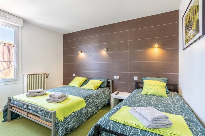 Standard Family Room for 3 – No. 9 with Wi-Fi in Chantonnay, La Roche-sur-Yon region