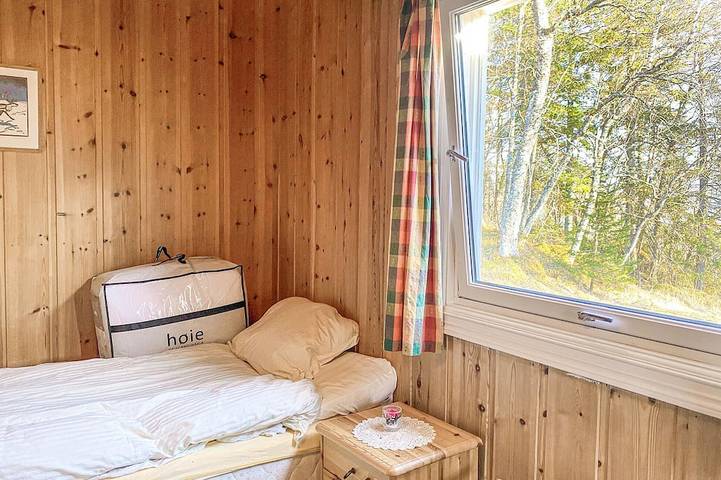 Stunning home in Fosslandsosen with Wifi in Namsos