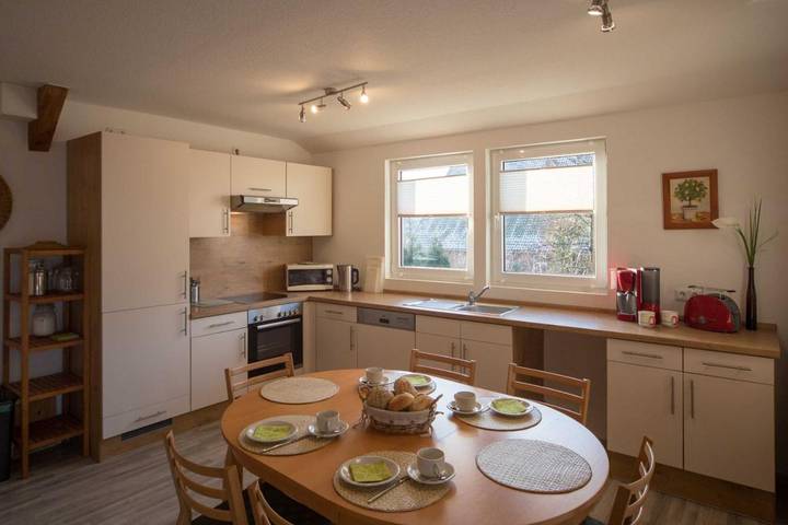 Ferienwohnung für 5 Personen, mit Balkon und Terrasse in Steinkirchen - 4
