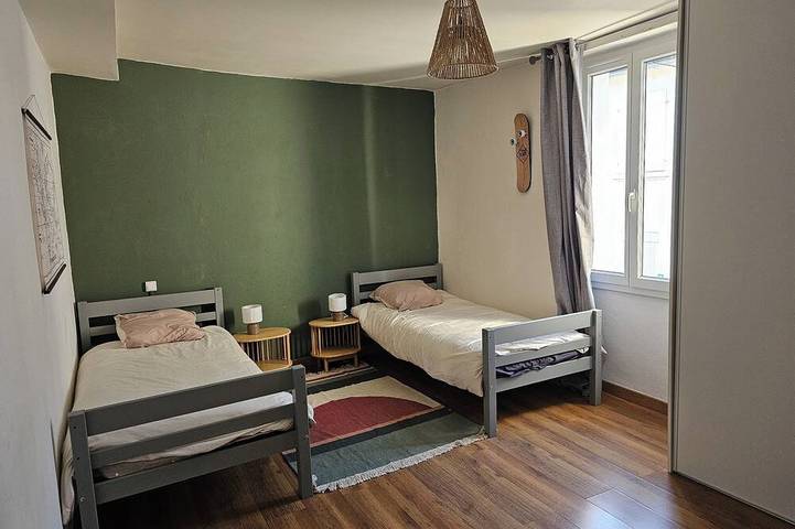 Location de vacances pour 6 personnes, avec terrasse à Puyoô - 2