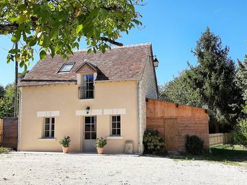 Gîte pour 4 personnes, avec jardin et terrasse à Châteauvieux