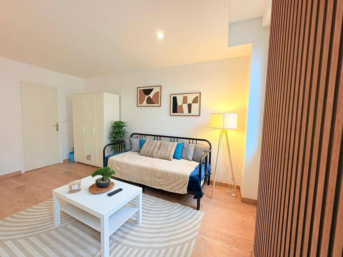 Appartement entier, L'Atelier Bohème - Studio élégant en centre ville in Pamiers, Ariège