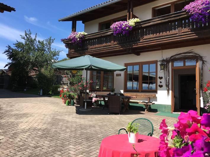 Ferienwohnung für 4 Personen, mit Balkon und Terrasse