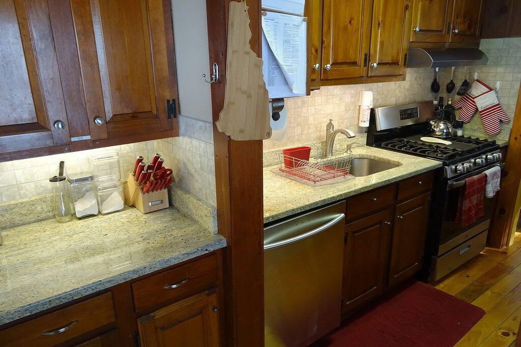 Cotton Lake Cabin - Atemberaubende Aussicht mit einfachem Zugang zum Squam Lake in Holderness, Squam Lake