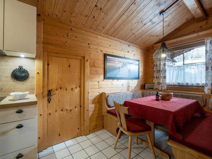 Ferienwohnung für 4 Personen, mit Balkon und Ausblick in Scheffau am Wilden Kaiser - 2