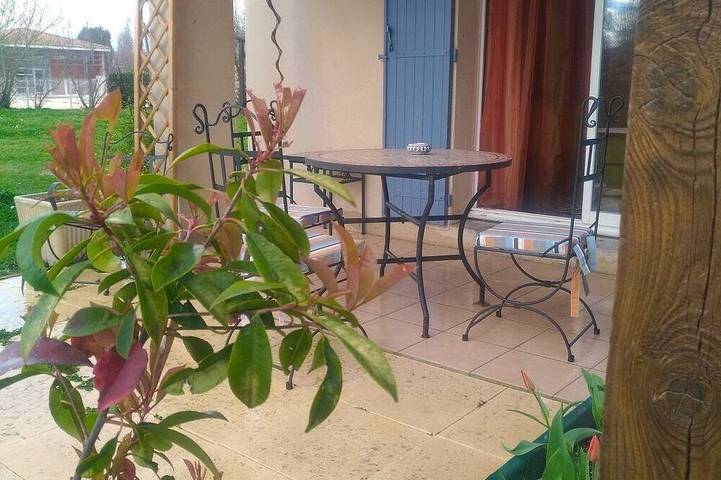 Ferienhaus für 4 Personen, mit Whirlpool und Pool sowie Garten - 1