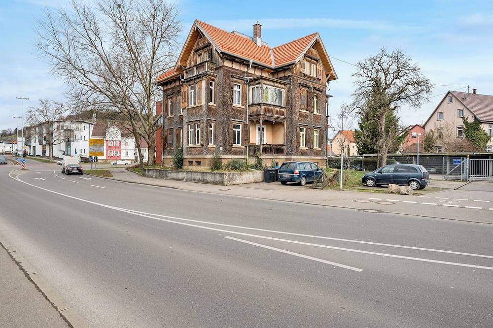 Ganze Wohnung, Voll ausgestattete Wohnungen in Metzingen – ideal für Monteure & Firmen (3 Einh in Metzingen, Neckar-Alb