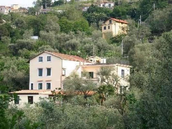 Apartamento entero, Wohnung mit Panoramaterrasse in Colli di Fontanelle, Sant'Agnello
