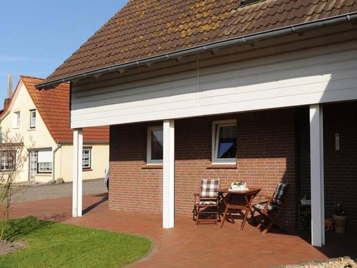 Ferienwohnung für 2 Personen, mit Terrasse und Garten in Pewsum