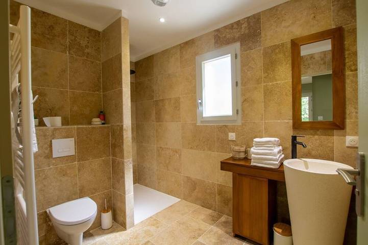 Location de vacances pour 4 personnes, avec jardin et jacuzzi à Saint-Chamassy - 4