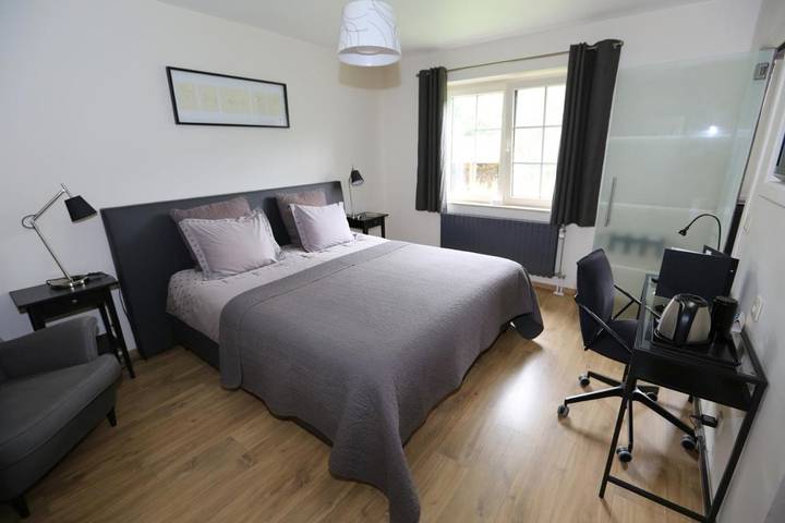 Chambre d’hôte pour 3 personnes, avec jacuzzi et jardin