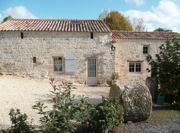 Gîte pour 5 personnes, avec jardin et terrasse dans les Pays de la Loire