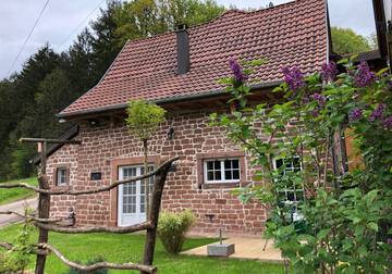 Gîte pour 4 personnes, avec jardin et terrasse, animaux acceptés à Windstein