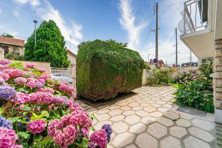 Villa pour 21 personnes, avec jardin dans Seine-Saint-Denis - 4