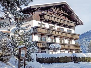 Ferienwohnung für 4 Personen, mit Balkon und Garten in Tiroler Oberland