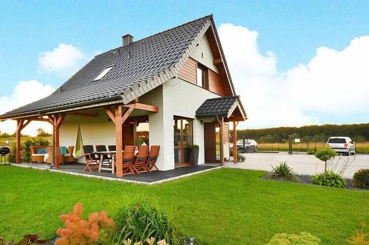 Ferienhaus für 8 Personen, mit Garten und Terrasse sowie Whirlpool und Sauna, mit Haustier in Mielno