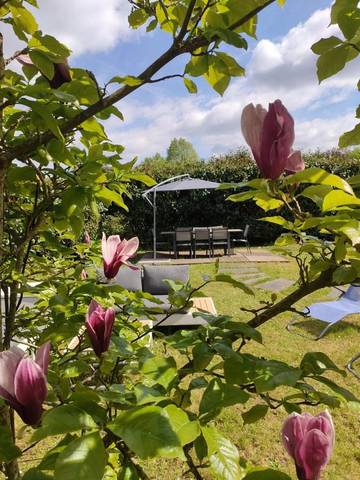 Gîte pour 10 personnes, avec jardin à Lésigny