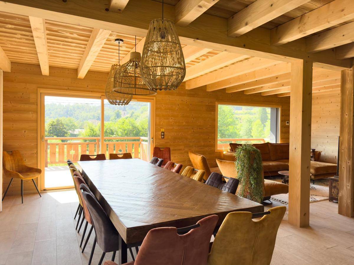 Appartement entier, Chalet L'Oseraie, location touristique Spa 4 étoiles au cœur des Vosges in Le Saulcy, Saint-Dié-des-Vosges