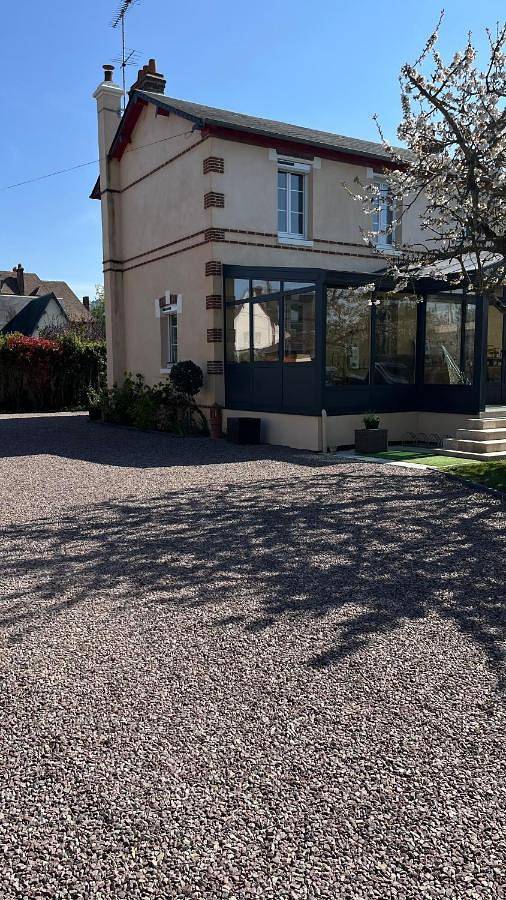 Double Room with Private Bathroom in Dives-sur-Mer, Région de Lisieux