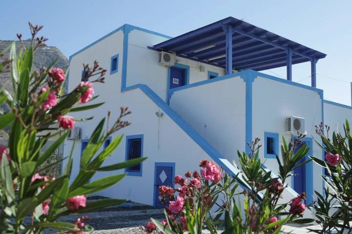 Gîte pour 8 personnes, avec jardin ainsi que piscine et vue, animaux acceptés dans Perivolos - 3