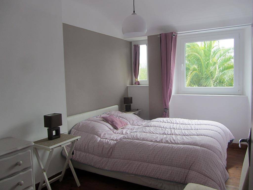 Maisonnette pour deux ou quatre pers de la presqu'île, mer à pied in Lanmodez, Côte de Granit Rose