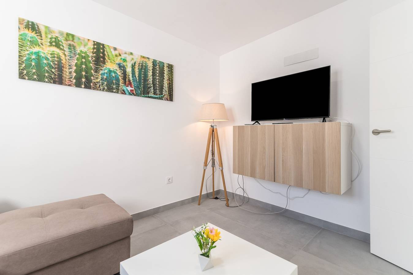 Apartamento entero, Home2Book Quiet Retreat with Patio & Roof Access in Vecindario, Santa Lucía de Tirajana