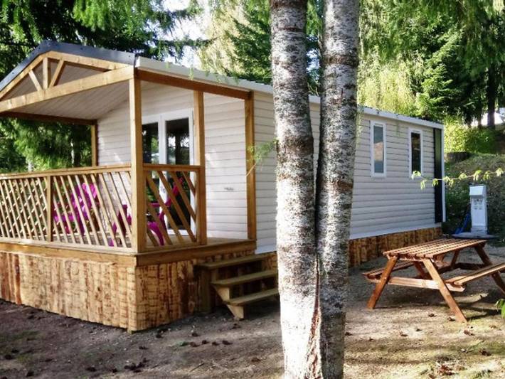 Camping pour 4 personnes, avec vue sur le lac et terrasse