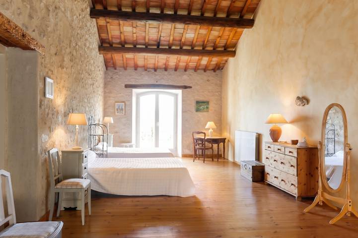 Villa confortable à Caromb avec piscine privée in Caromb, Parc naturel régional du Mont-Ventoux