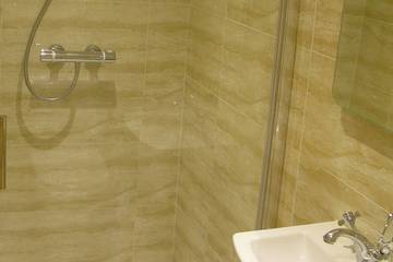 Bed And Breakfast for 3 People in Glastonbury, Somerset, Photo 4