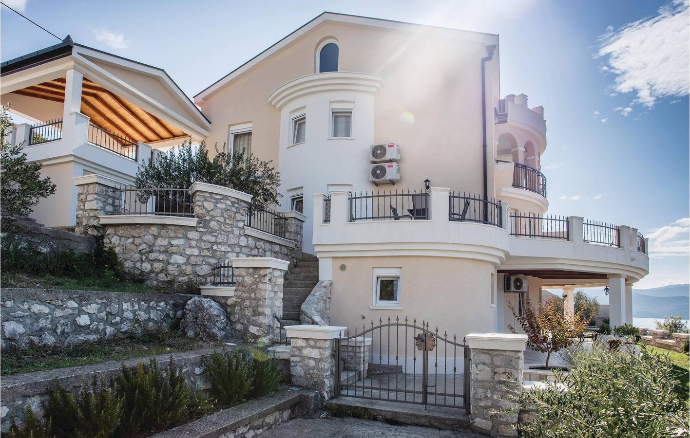 Ganze Ferienwohnung, Ferienwohnung für 4 Personen mit Terrasse in Komarna, Dubrovnik-Neretva