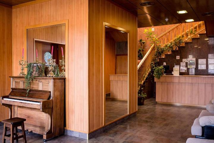 Hotel para 2 personas, con terraza y jacuzzi en Cuenca del Alberche - 2