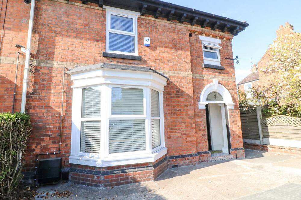 Log Cabin for 6 People in Lincoln, Lincolnshire