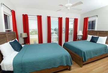 Vacation House for 12 Guests in Carillon Beach, Emerald Coast, Picture 3