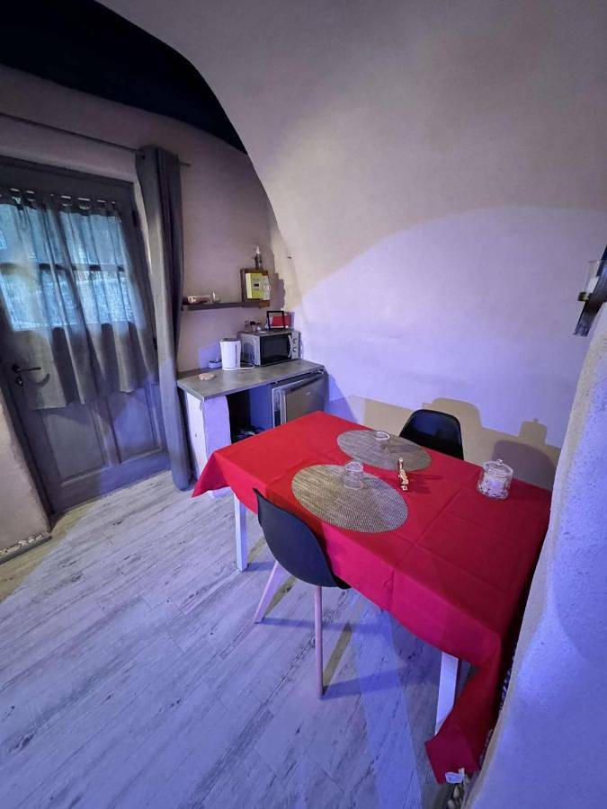 Chambre d’hôte pour 2 personnes, avec Jacuzzi à Saint-Montan