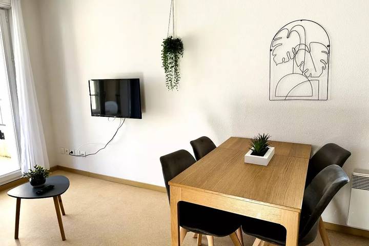 Ganze Wohnung, Ferienwohnungen für 5 Personen in Avène, Lodève und Umgebung