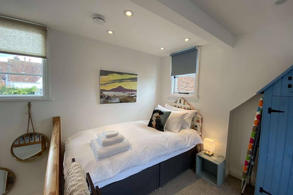 Newgate Cottage by Newfo dot Rest in Lymington, Hampshire