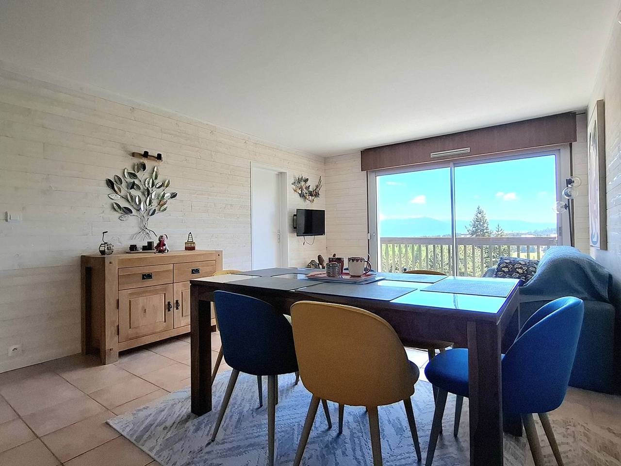 Appartement entier, Appartement rénové 3 pièces avec terrasse, casier à skis et parking privé à Bolquère in Bolquère, Parc naturel régional des Pyrénées catalanes