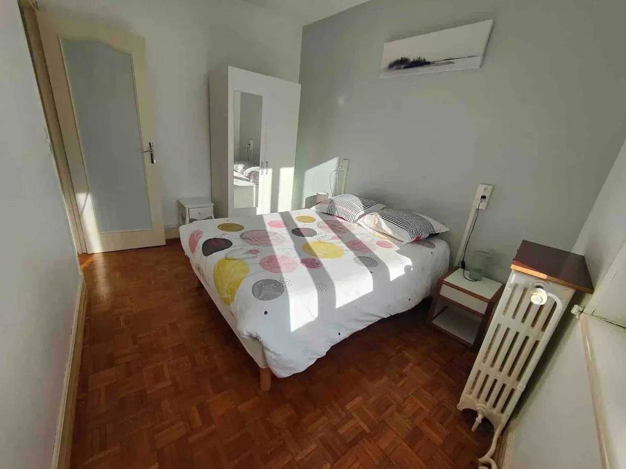 Apartamento entero, Apartamento acogedor en Néris-les-Bains - 57 m² con terraza in Néris-les-Bains, Región de Montluçon
