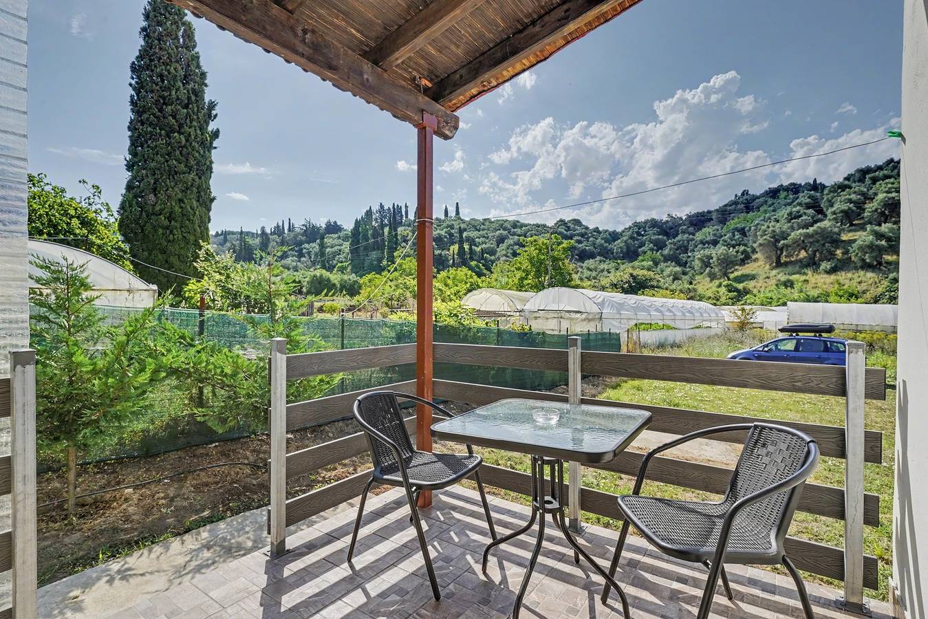 Casa Vacanze 'Karousades Olive House' con Vista Montagna, Wi-Fi e Aria Condizionata in Corfù