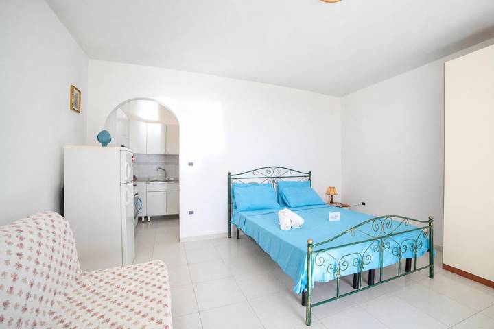 Ferienwohnung für 4 Personen, mit Meerblick und Kinderpool in Torre Vado - 4