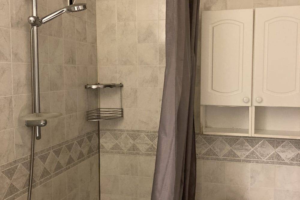 Vertikaldelt bolig i hjertet av Sunnmørsalpene in Sykkylven