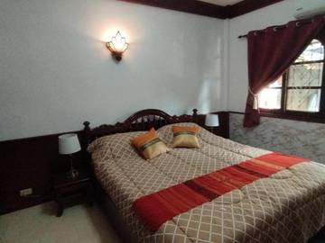 Cottage pour 6 personnes, avec jardin dans Ban Bang Po