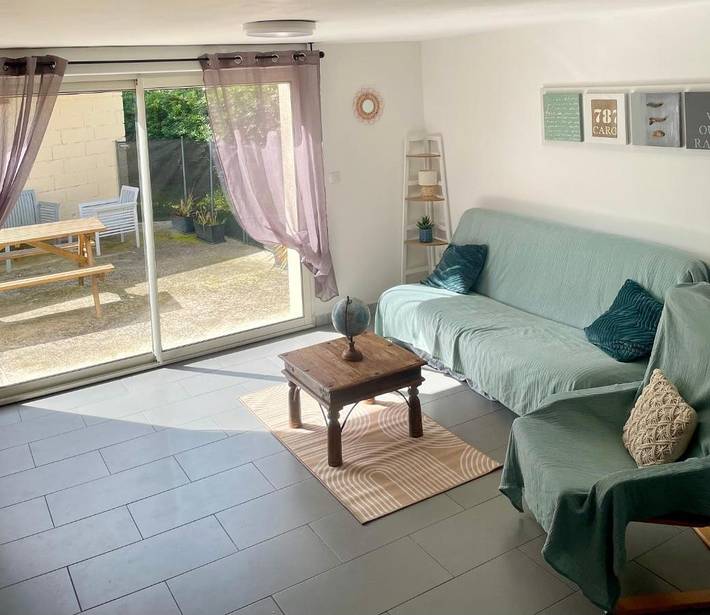 Gîte pour 4 personnes, avec bassin pour enfant ainsi que jardin et piscine à Servian - 3