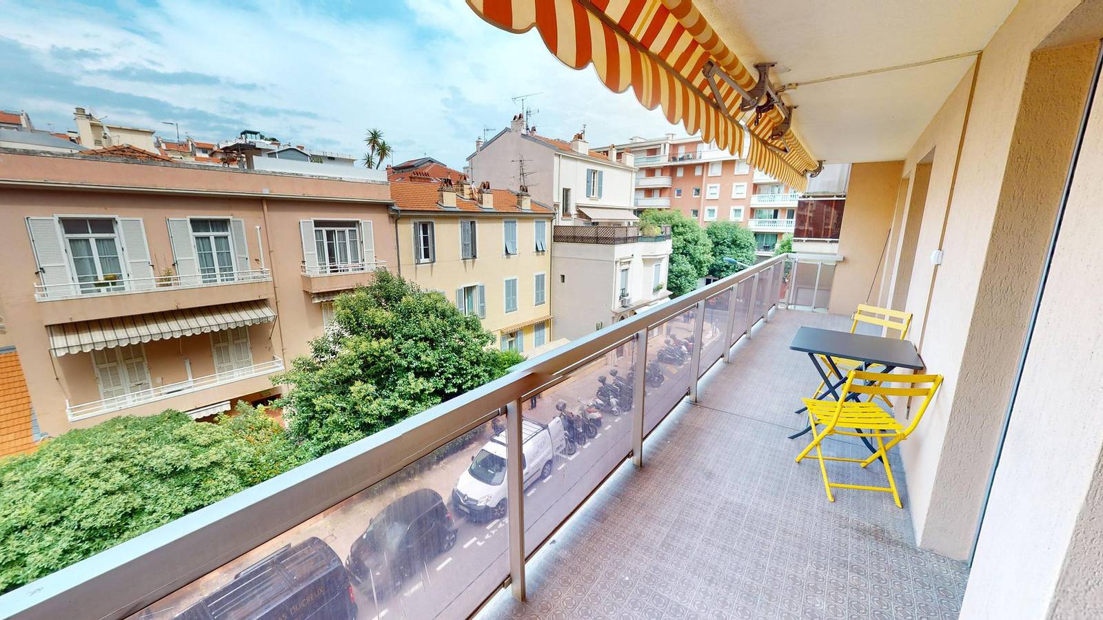 Appartement entier, Giotto - Superbe 3P avec terrasse plein centre-ville et proche mer in Menton, Région de Nice