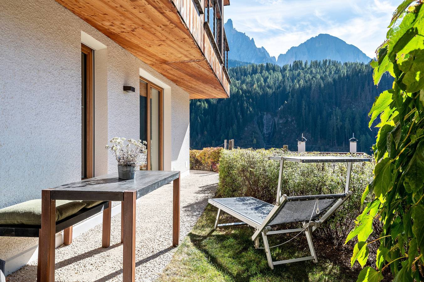 Ganze Wohnung, Vista Dolomites Ferienwohnung "Vitality" mit Bergblick, Privatem Garten und Wlan in St. Christina in Gröden, Dolomiti Superski