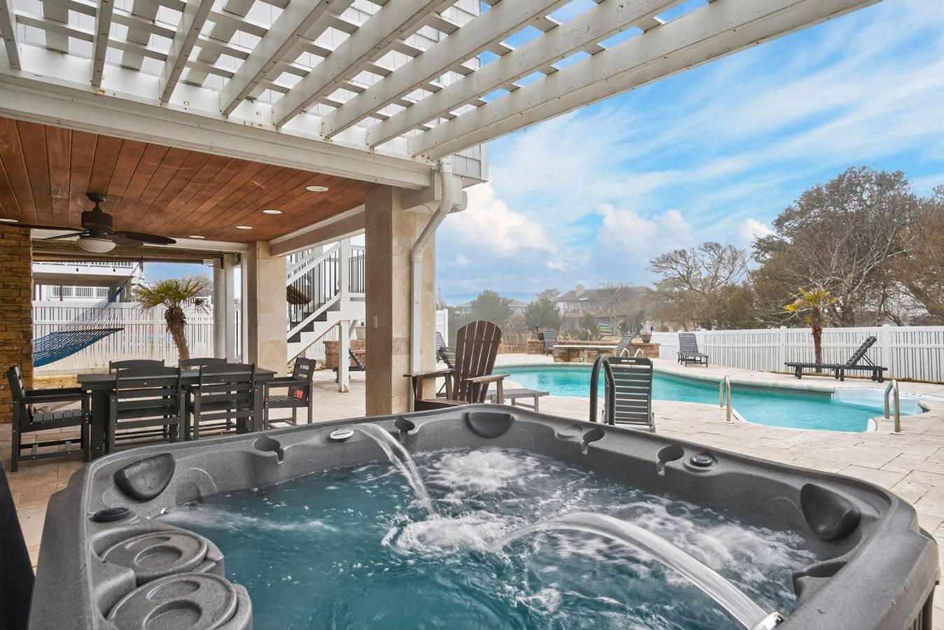 Luxe Sandbridge Beach, Waterfront, Pool, Arcade in Sandbridge Beach, Sandbridge